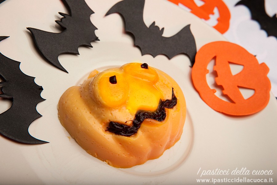 Variazioni-di-panna-cotta-per-Halloween
