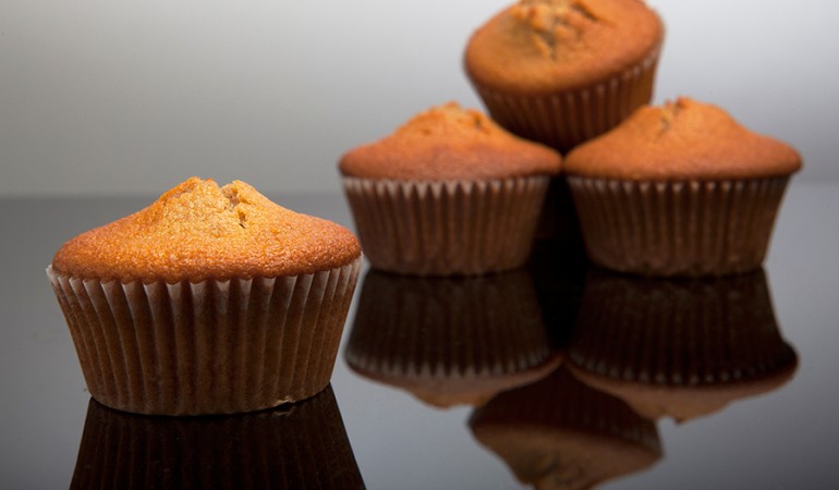 Muffins al caffe' con cuore morbido di cioccolato fondente