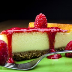 Cheese cake con coulis di lamponi