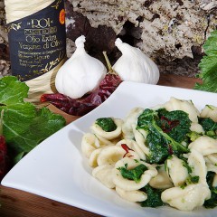 Orecchiette-con-le-cime-di-rapa_evidenza