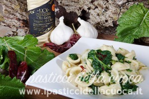 Orecchiette-con-le-cime-di-rapa_evidenza