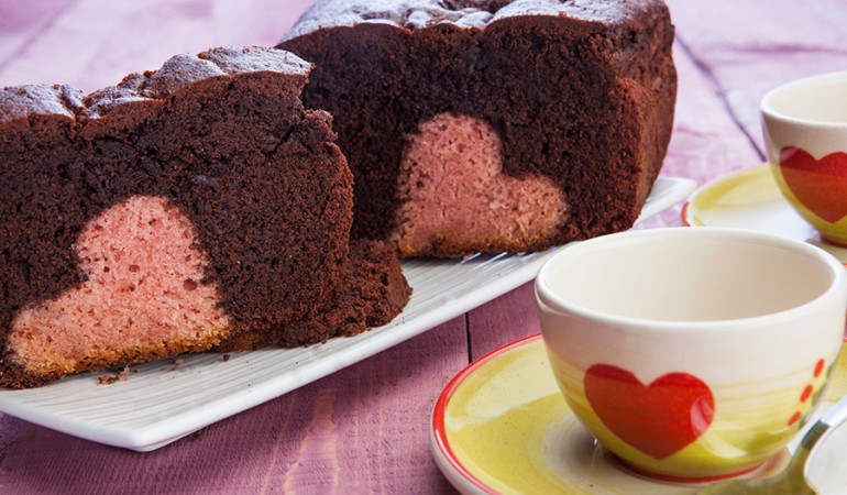 Plumcake-con-il-cuore-di-lampone