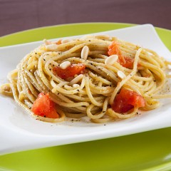 Spaghetti-al-pesto-di-lattuga