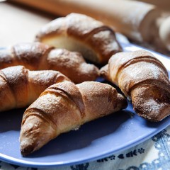 cornetti-con-pasta-madre_evidenza