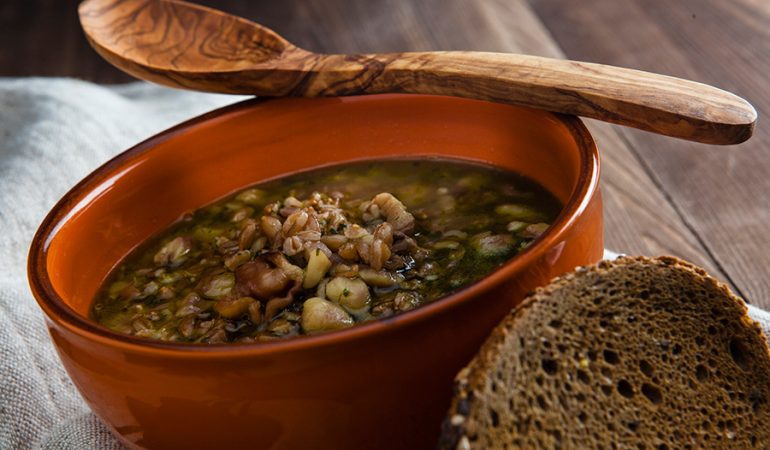 Zuppa di farro e castagne