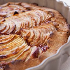 Torta di mele con frolla alle castagne