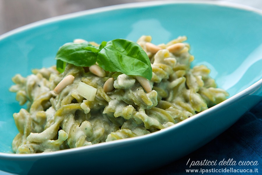 Pasta-con-pesto-di-melanzane_da vicino