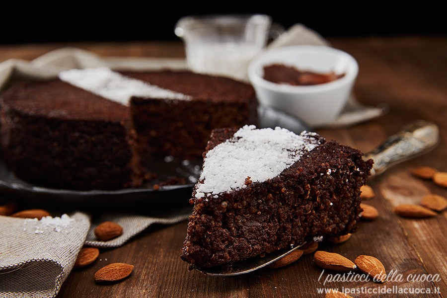 Torta-alla-quinoa-e-nocciolata_fetta